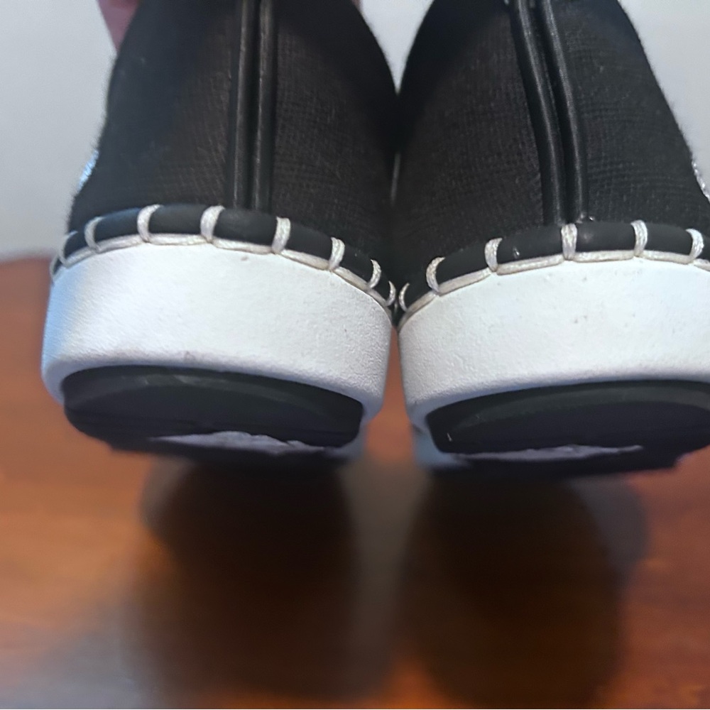 Clarks womens black canvas stepglow slip in size 7 1/2 - Picture 8 of 13